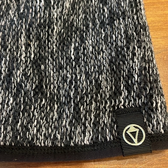 Ivivva by lululemon reversible scarf/neck warmer youth one size grey black pink - Picture 2 of 11
